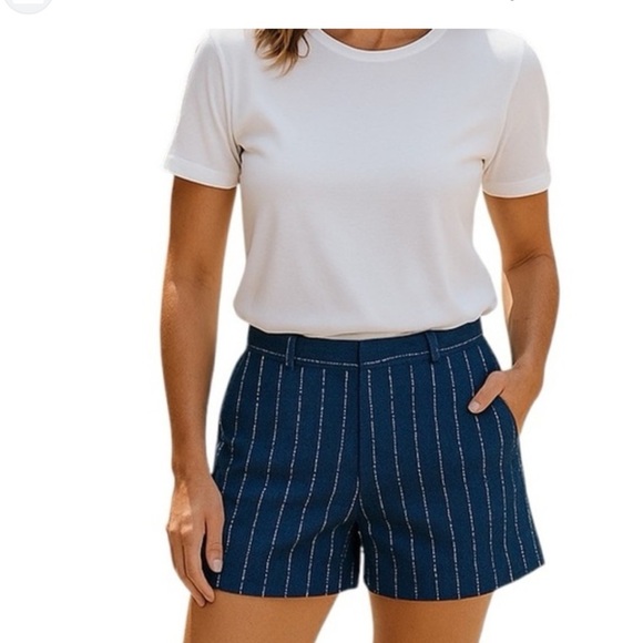 Banana Republic Navy and White Pinstripe Textured Shorts - Picture 1 of 8